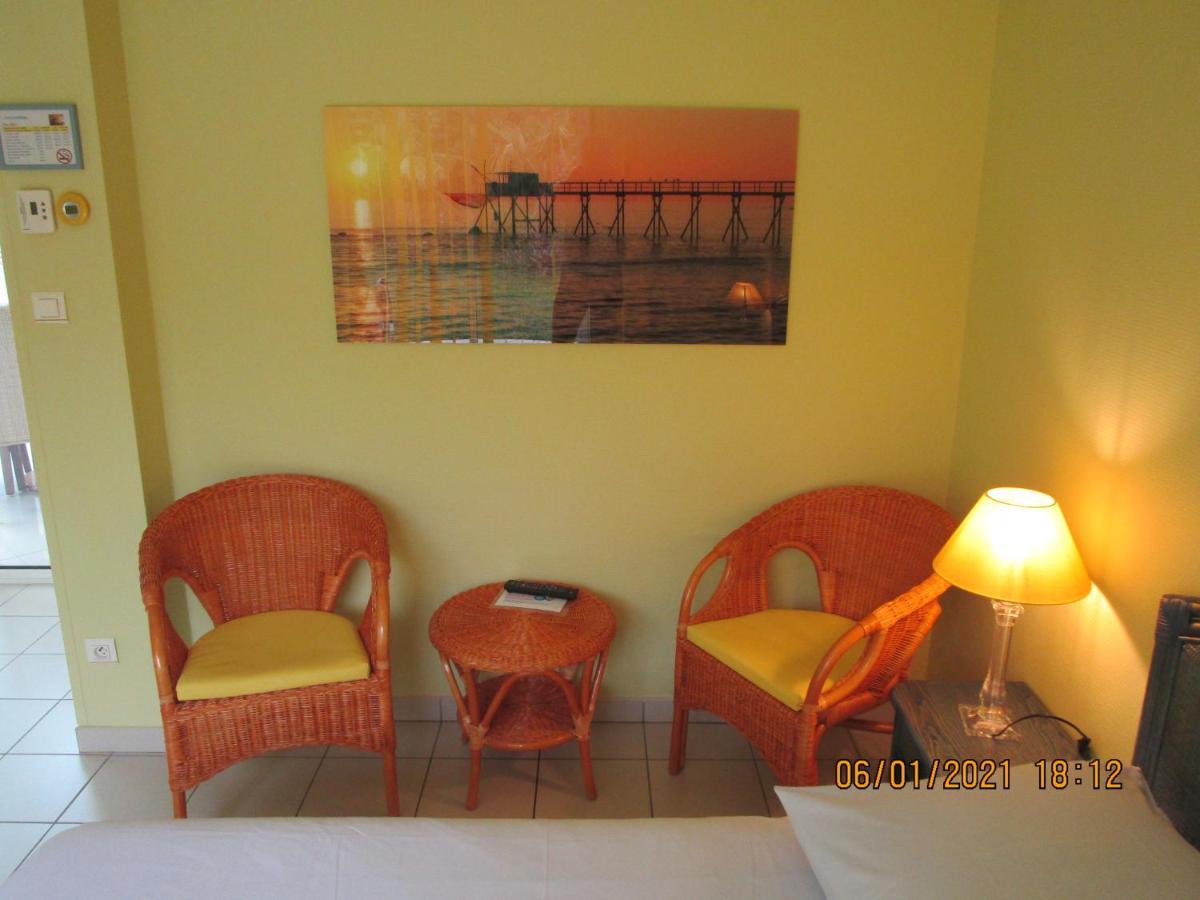 Locatlantique Bed & Breakfast Aytré Екстериор снимка