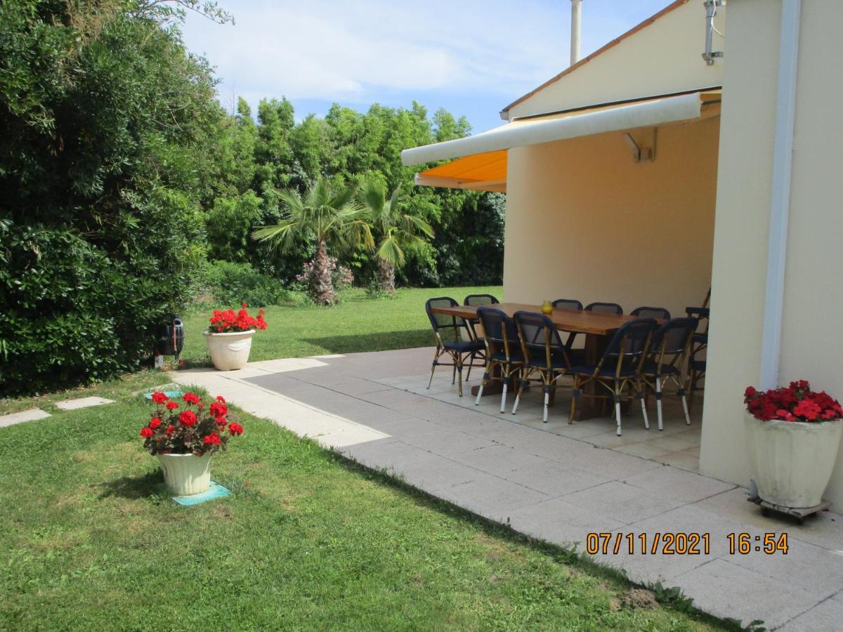Locatlantique Bed & Breakfast Aytré Екстериор снимка