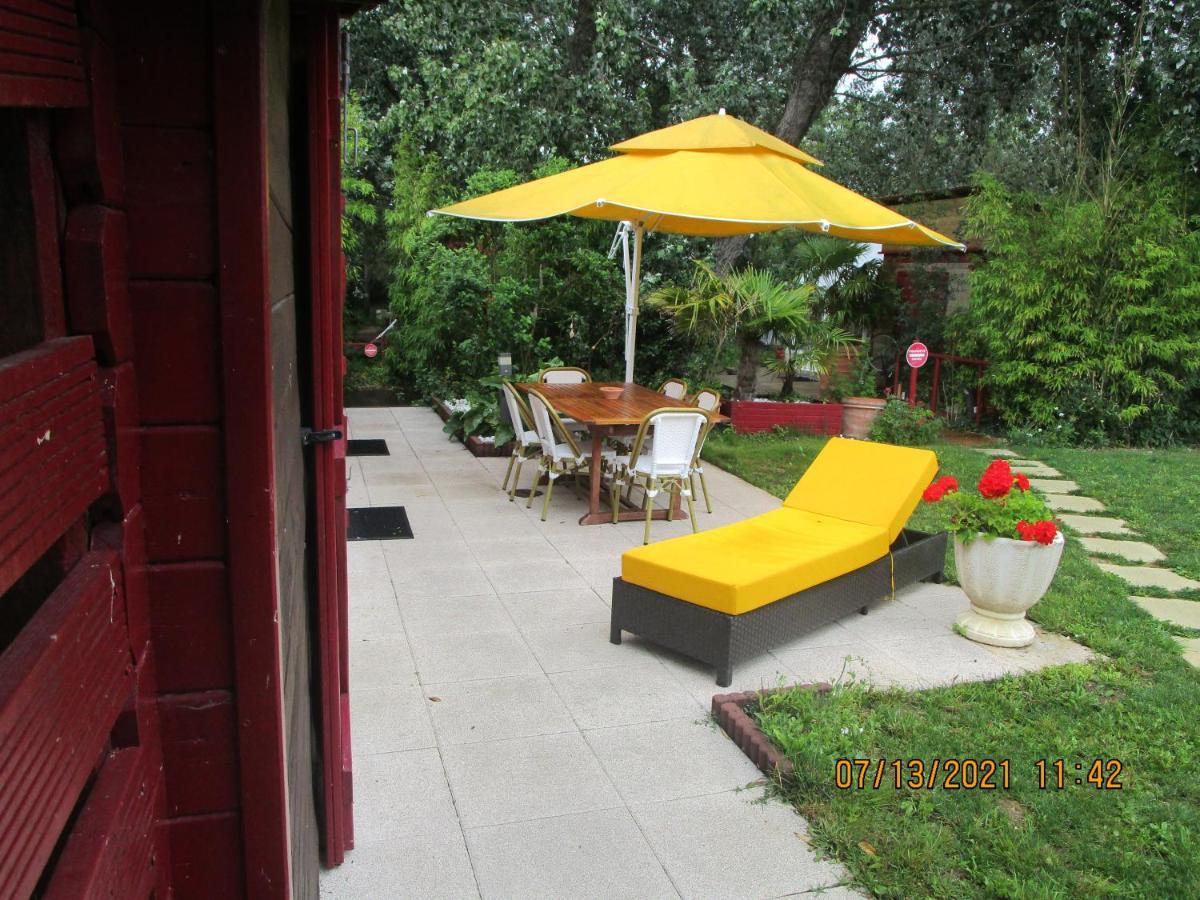 Locatlantique Bed & Breakfast Aytré Екстериор снимка