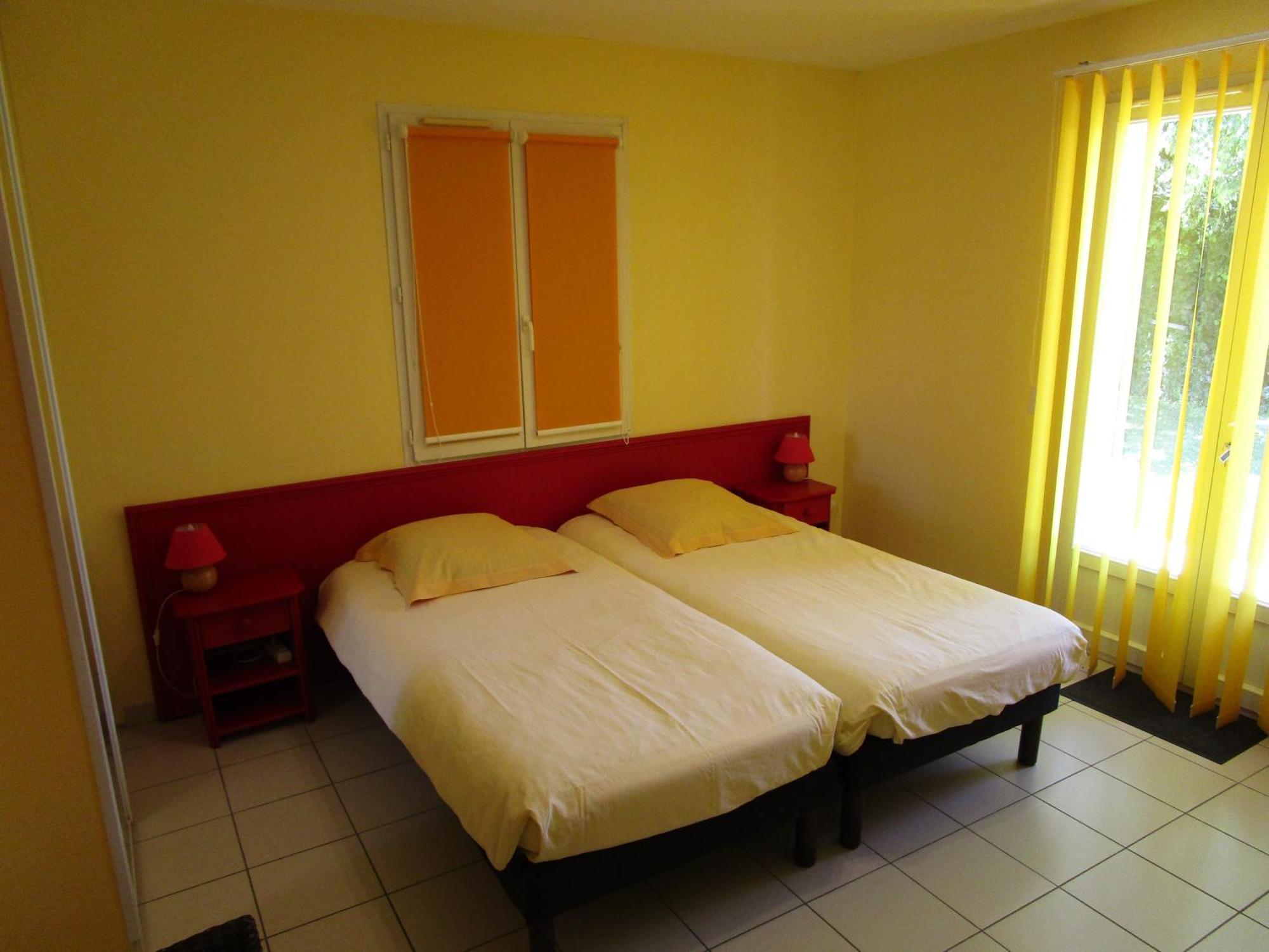 Locatlantique Bed & Breakfast Aytré Екстериор снимка